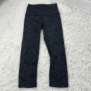 Lululemon Align Crop *19" Lacescape Dark Cast Black
